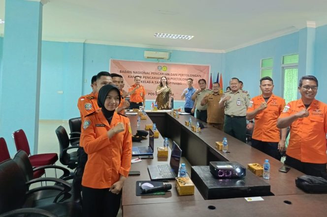 
					Kunjungan tim konsuler Kedutaan Australia ke Pos SAR Batam pada Selasa (31/3).