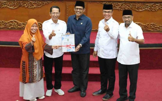 
					DPRD Batam Bahas Revisi Perda Sampah, Timbulan Capai 1.300 Ton per Hari