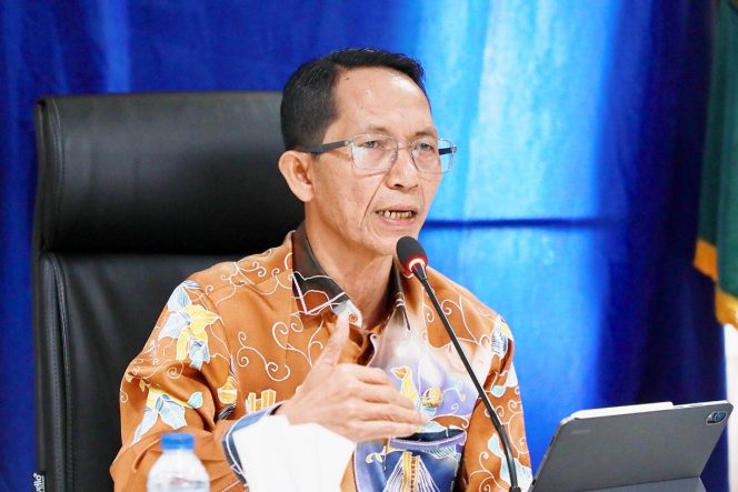 
					Wali Kota Batam, Amsakar Achmad. 