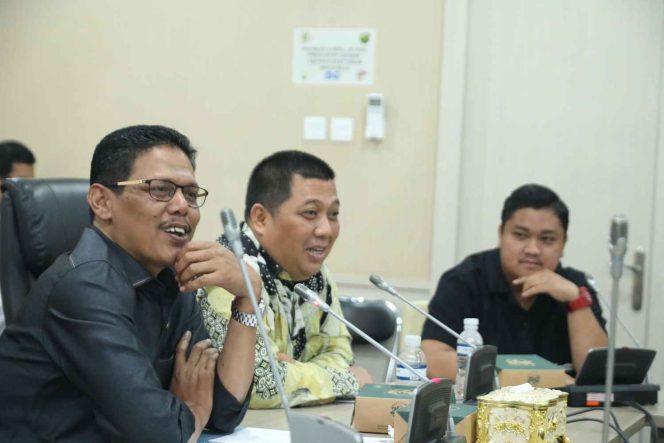 
					Ketua DPRD Kota Batam, Muhammad Kamaluddin, menerima kunjungan kerja pimpinan dan anggota DPRD Kabupaten Way Kanan, Provinsi Lampung, Rabu, 22 April 2026.F-Istimewa