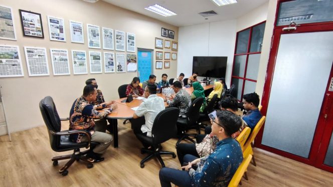 
					Ombudsman RI Perwakilan Provinsi Kepulauan Riau melakukan pengawasan melekat terhadap pelaksanaan Penerimaan Peserta Didik Baru (PPDB) di lingkungan Kantor Kementerian Agama (Kemenag) Kota Batam Tahun Ajaran 2026/2027.