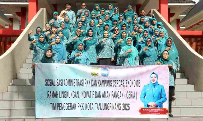 
					Weni Ajak Kader PKK Perkuat Administrasi dan Wujudkan Kampung Ceria