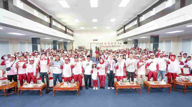 
					Wali Kota Lis Lepas Kontingen POPDA Kepri X, Tanjungpinang Siap Rebut Juara Umum