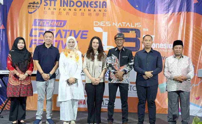 
					Kadiskominfo Dorong Kolaborasi Digitalisasi Ekonomi pada Dies Natalis ke-19 STTI Tanjungpinang