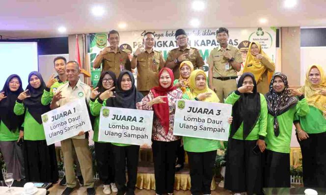 
					Wali Kota Lis Darmansyah Tekankan Pengelolaan Sampah Dimulai dari Rumah Tangga