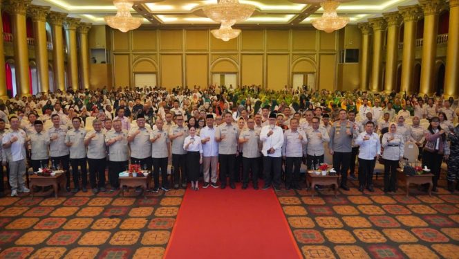 
					Pengukuhan Disejalankan Dengan Peluncuran Program ‘Gerbang Pangan'