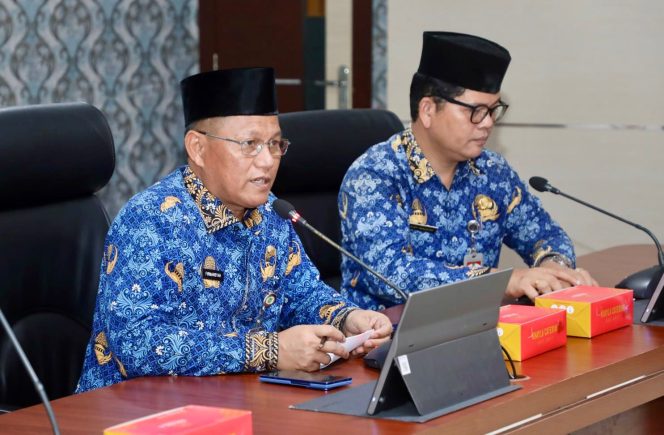 
					Sekda Kota Batam, Firmansyah, membuka Rakor PBNN Tahun 2026 di Kantor Wali Kota Batam, Batam Centre, Rabu (17/6/2026). 