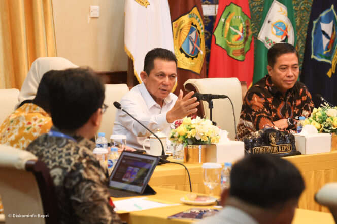
					Gubernur Ansar Pimpin Rakor Kredit Perumahan, Dorong ASN dan Masyarakat Kepri Segera Miliki Rumah