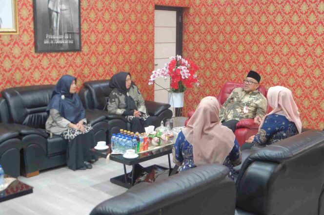 
					Lis Darmansyah Dorong Paguyuban Jadi Perekat Kerukunan dan Pelestari Budaya di Tanjungpinang