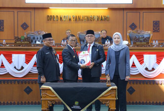
					Wawako Raja Ariza Dorong Pembahasan Perubahan APBD 2026 Berjalan Konstruktif