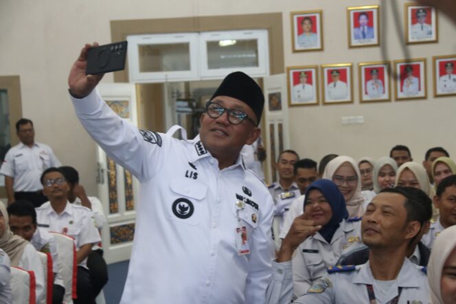 
					Lis, APBD Instrumen Menjawab Persoalan Masyarakat