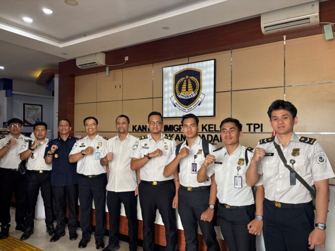 
					Kunjungan Menjadi Sarana Bertukar Informasi dalam Mendukung Pelaksanaan Tugas Keimigrasian