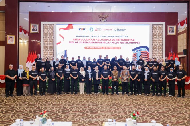 
					Gubernur Ansar Buka Bimtek Keluarga Berintegritas, KPK Dorong Pencegahan Korupsi Dimulai dari Keluarga