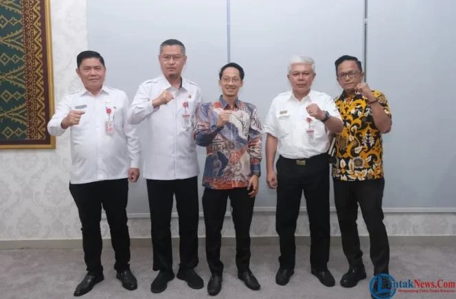 
					Kunjungan DPRD Kaur, Sekda Zulhidayat: Sinergi Daerah Penting Pastikan Program Nasional Beri Manfaat